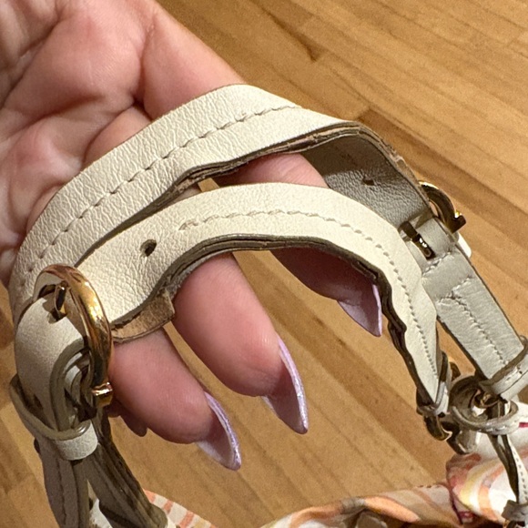 Salvatore Ferragamo Pink and White Satin Shoulder Bag - Picture 9 of 17